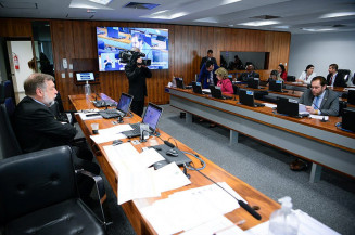 Vai à Câmara projeto com medidas de segurança para as escolas