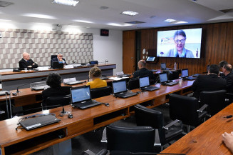 Falta de dados e de investimento emperra política de prevenção a suicídio