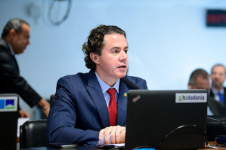 CAS analisa abono de faltas para acompanhar dependente em hospital