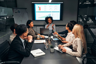 Sancionada lei de igualdade salarial entre mulheres e homens