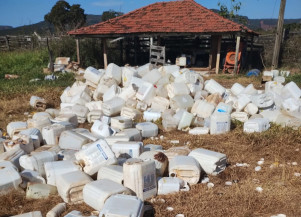 Produtor rural leva multa de R$ 50 mil por descarte irregular de embalagens