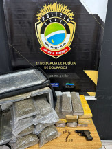 Dupla em livramento condicional é presa com drogas e arma em Dourados