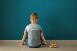 Projeto obriga novas concessões de aeroportos a oferecerem sala multissensorial para autistas