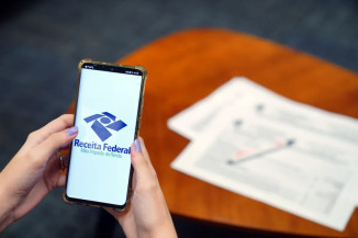 Consulta ao 3º lote da restituição começa nesta segunda-feira; saiba como fazer