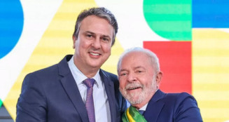 Governo Lula avalia aumentar carga horária do ensino médio