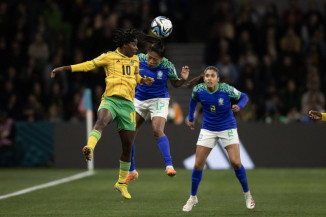 Brasil empata com a Jamaica e está eliminado da Copa