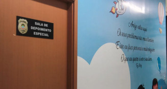 PF fecha hangar e apreende aeronave e fuzis