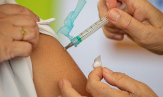 Brasil atingiu em 2021 menor cobertura vacinal em 20 anos