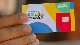 Bolsa Família: governo não controle frequência escolar de 5 milhões