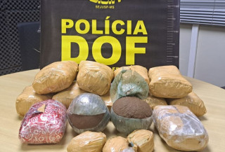 Passageiro de carro de aplicativo é preso com skank, crack e haxixe