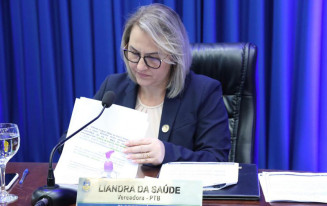 Vereadora critica edital com salários abaixo do piso da enfermagem