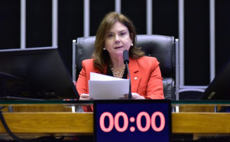 Comissão aprova projeto que exige divulgação nas empresas de campanhas contra HPV e câncer