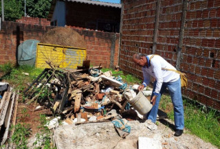Moradores levam multa de R$ 78,9 mil por terreno sujo em Dourados
