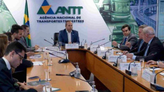 Deputados vão à ANTT pedir cancelamento de reajuste de 16,8% do pedágio