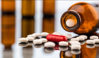 CCJ aprova proposta que prioriza em licitações as indústrias brasileiras de fármacos para tratamento de HIV