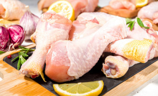 Abertura do mercado de Israel à carne de frango brasileira
