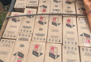 Motorista é preso com 600 mil maços de cigarro na BR-163
