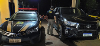 PRF recupera caminhonete e prende suspeito de latrocínio