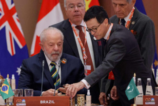 Lula recua e diz que, se Putin decidir visitar o Brasil, cabe à Justiça decidir sobre prisão