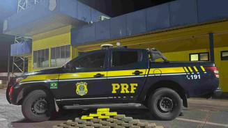 Caminhoneiro  boliviano é preso com 47 quilos de cocaína
