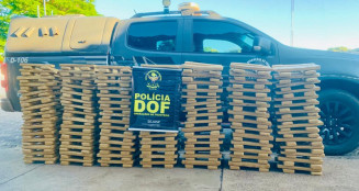 Veículo roubado é recuperado com drogas em Amambai