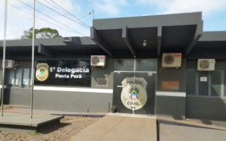 Homem é encontrado morto ao lado de panela com sangue e faca