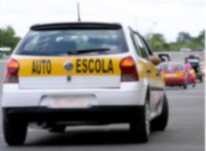 Contran deixa de exigir curso superior para diretor de CFC
