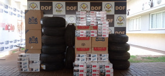 DOF apreende carros carregados com pneus e cigarros em Dourados