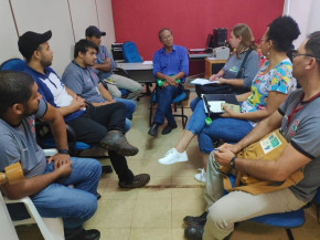 Elias Ishy presta homenagem aos Agentes de Saúde e de Endemia