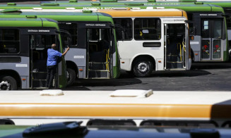 Setor de serviços tem queda de 0,3% em setembro