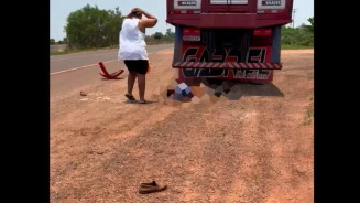 Idoso morre atropelado por caminhão na Capital