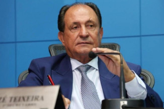 Candidato do PSDB em Dourados vai ser definido por pesquisa, diz Zé Teixeira