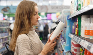 Comissão aprova proposta que proíbe importação de cosméticos e cigarros testados em animais