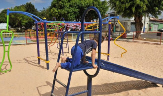 Comissão aprova proposta que prevê normas de segurança em parques infantis de estabelecimentos comerciais