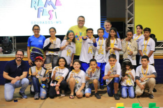 Noite de premiação marca o 2° Reme Fest das escolas municipais