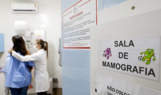 Comissão aprova projeto que permite ao SUS fazer exames para rastrear risco de câncer de mama