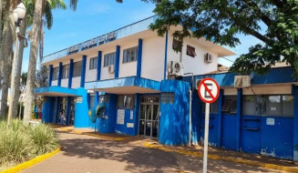 Adolescente tem cabelo sugado em piscina, se afoga e esta na UTI