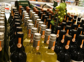 Lançada publicação sobre regulação de bebidas alcoólicas no Brasil