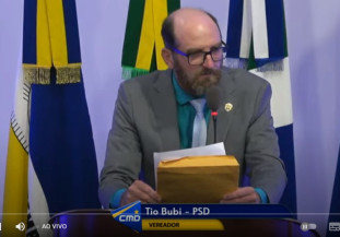 Vereador do 'Dia do careca' apresentou 4 leis este ano: data comemorativa, nome de rua, utilidade pública e horário a clube de tiro