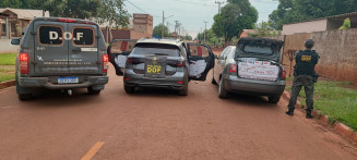 DOF apreende veículos carregados com cigarros e agrotóxicos contrabandeados do Paraguai