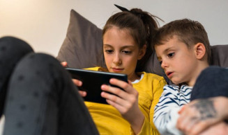 Comissão aprova projeto que proíbe menores de 12 anos de trocar mensagens em jogos eletrônicos
