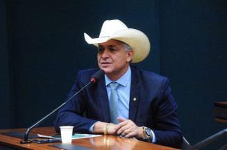 Projeto institui edital de financiamento cultural de projetos de rodeio no Brasil