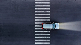 Farol baixo aceso durante o dia: veja onde é obrigatório usar e porque deve ser assim