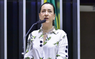 Comissão aprova projeto que prioriza processos judiciais que envolvam pessoa com doença rara