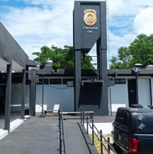 Polícia Civil prende irmãos por maus-tratos a animais