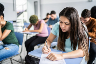 Criada poupança para alunos do ensino médio