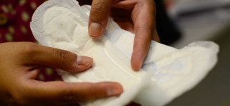 Saúde disponibiliza absorventes pelo Farmácia Popular