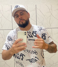 Futebolista Marcinho Ferreira tem mal súbito durante jogo e morre