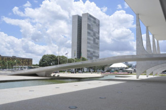 Congresso volta do recesso em fevereiro com 20 medidas provisórias na pauta