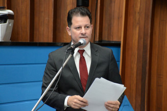 Renato Câmara solicita gestão de economia dos recursos hídricos